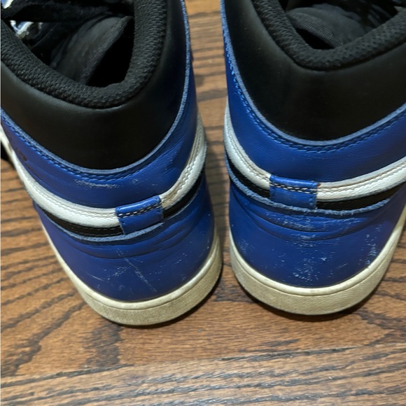 Nike Air Jordan, size 11 - Picture 4 of 8